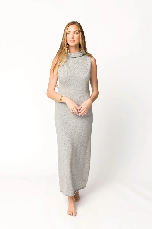 Quinn Turtleneck Maxi Dress in Heather Grey